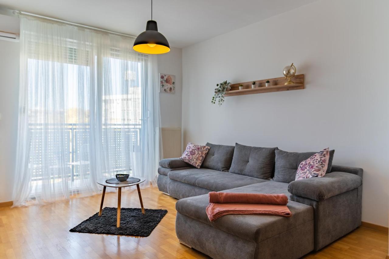 Appartement Brand New - Selfcheckins 24 - Zagreb - Garage - Loggia - New - Luxury Extérieur photo